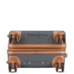 IT Luggage Fashionista Advant - Image 3